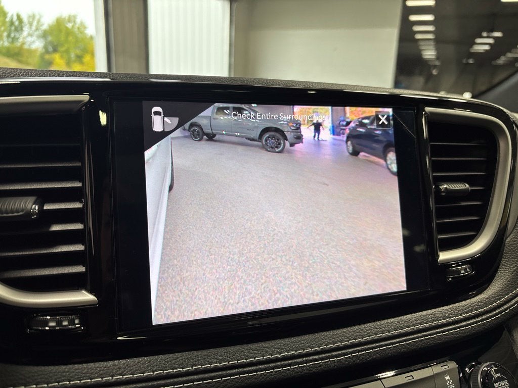 2027 Chrysler Pacifica PACIFICA LIMITED AWD