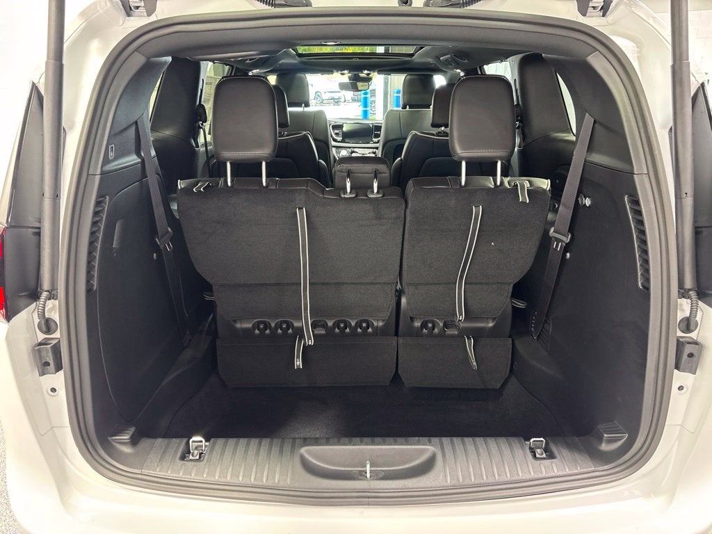 2027 Chrysler Pacifica PACIFICA LIMITED AWD