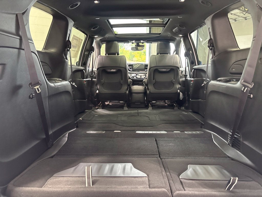 2027 Chrysler Pacifica PACIFICA LIMITED AWD