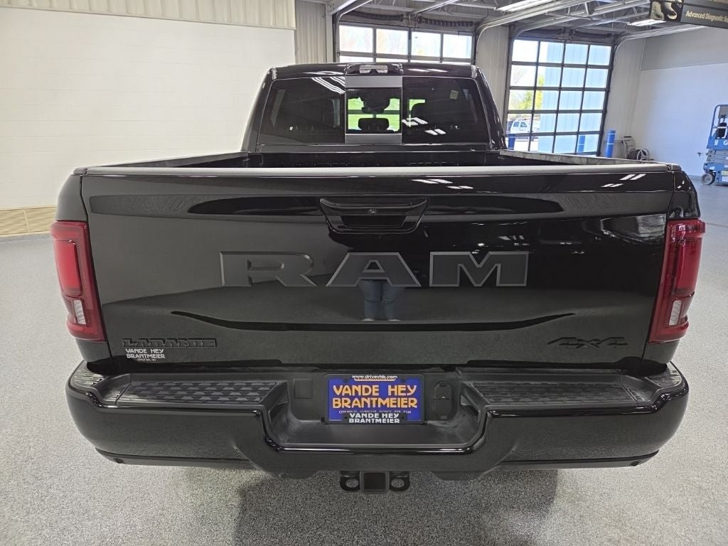 2026 RAM 2500 RAM 2500 LARAMIE CREW CAB 4X4 6'4' BOX