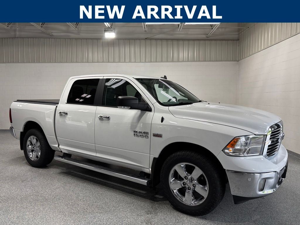 2017 RAM 1500 Big Horn Crew Cab 4x4 5'7' Box