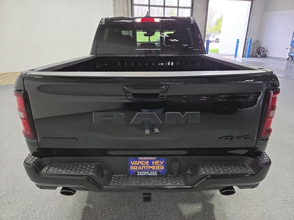 2026 RAM 1500 RAM 1500 BIG HORN CREW CAB 4X4 5'7' BOX