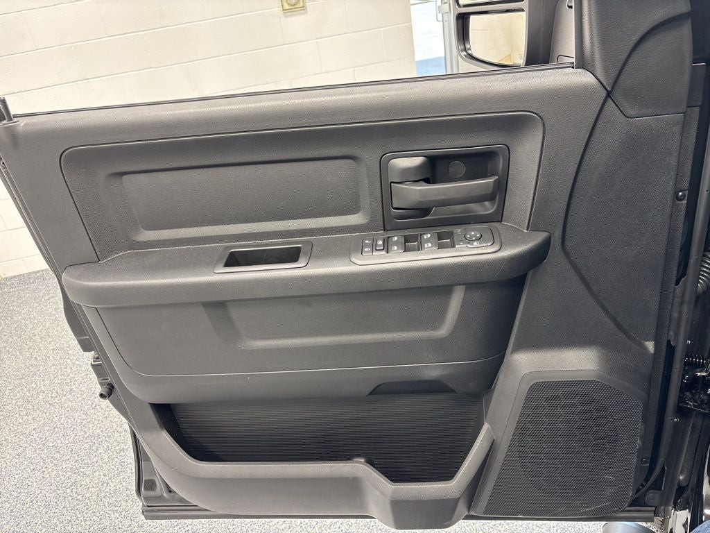 2026 RAM 2500 RAM 2500 TRADESMAN CREW CAB 4X4 6'4' BOX