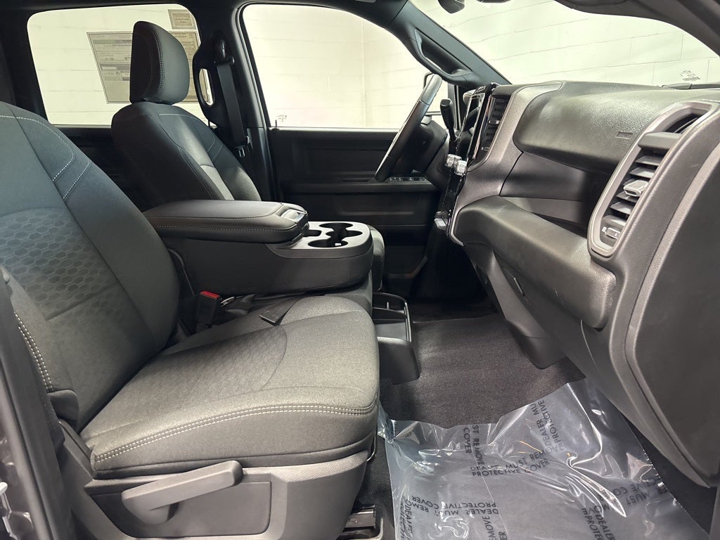 2026 RAM 2500 RAM 2500 TRADESMAN CREW CAB 4X4 6'4' BOX