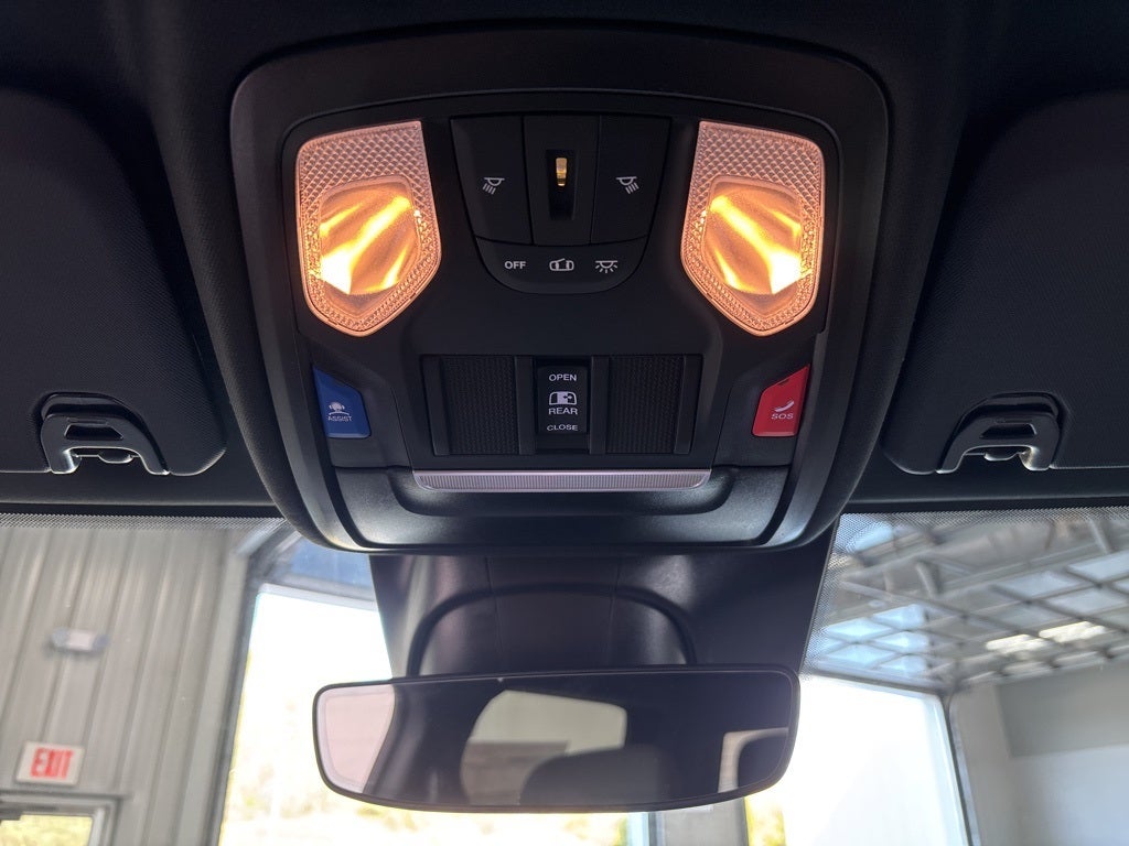 2026 RAM 2500 RAM 2500 TRADESMAN CREW CAB 4X4 6'4' BOX