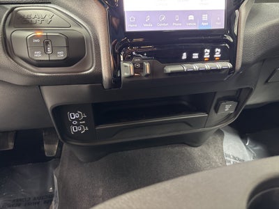 2026 RAM 2500 RAM 2500 TRADESMAN CREW CAB 4X4 6'4' BOX