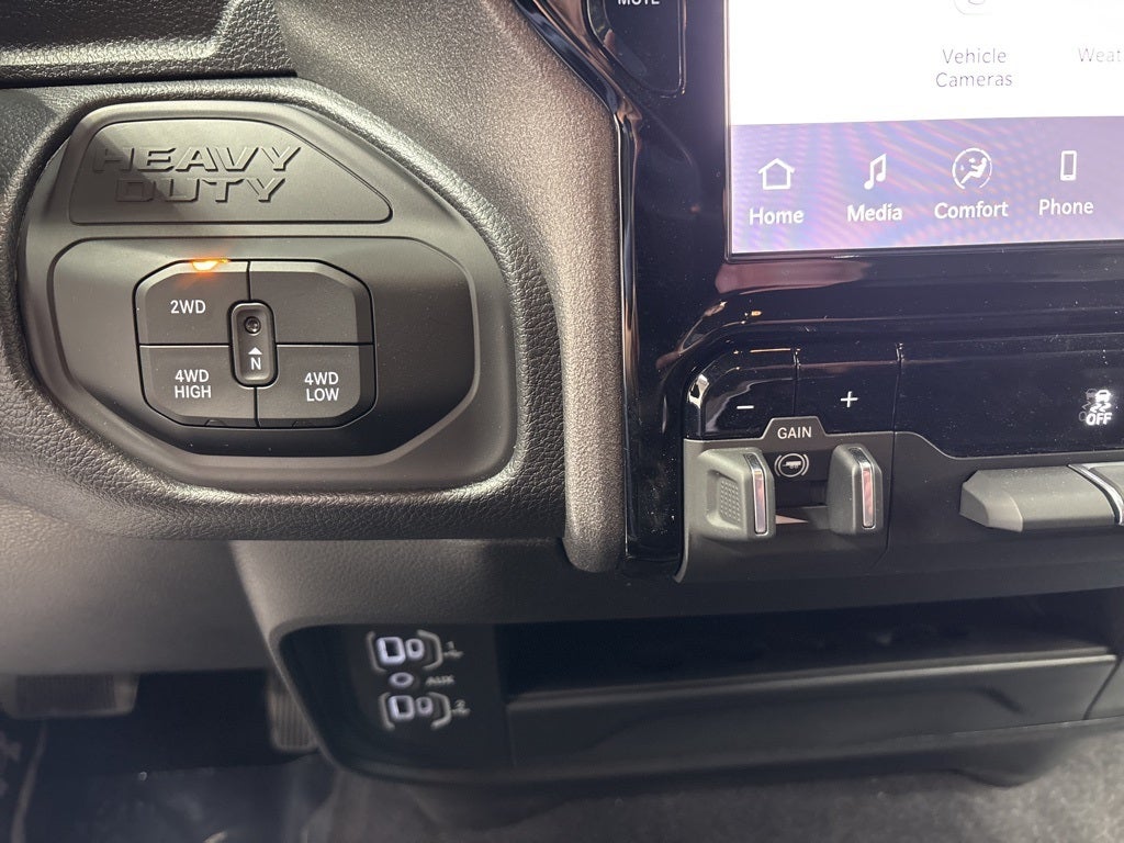 2026 RAM 2500 RAM 2500 TRADESMAN CREW CAB 4X4 6'4' BOX