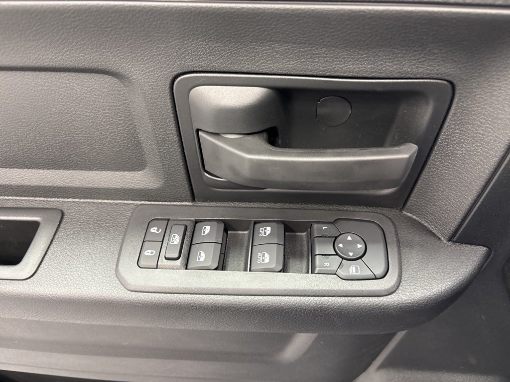 2026 RAM 2500 RAM 2500 TRADESMAN CREW CAB 4X4 6'4' BOX