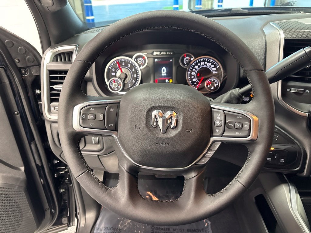 2027 RAM 2500 RAM 2500 BIG HORN CREW CAB 4X4 6'4' BOX