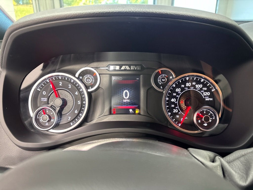 2027 RAM 2500 RAM 2500 BIG HORN CREW CAB 4X4 6'4' BOX