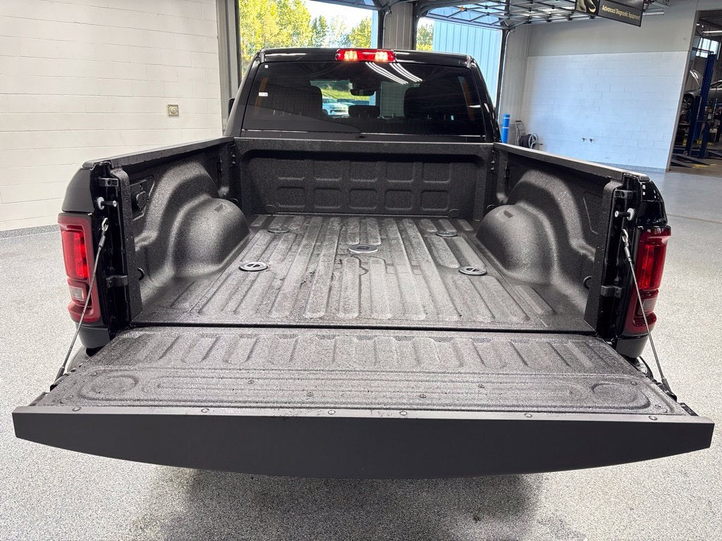 2027 RAM 2500 RAM 2500 BIG HORN CREW CAB 4X4 6'4' BOX