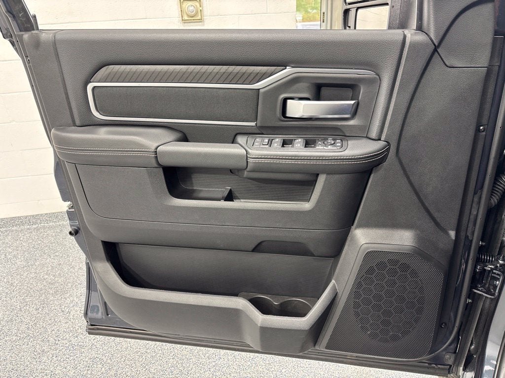 2027 RAM 2500 RAM 2500 BIG HORN CREW CAB 4X4 6'4' BOX