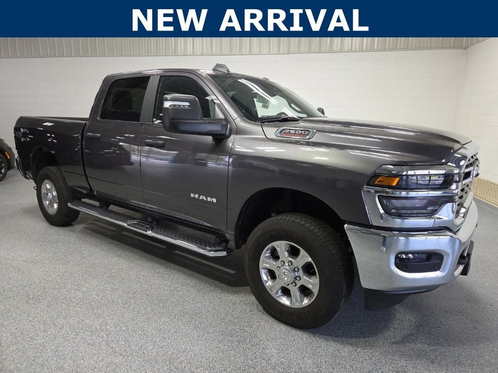 2025 RAM 2500 Big Horn Crew Cab 4x4 6'4' Box