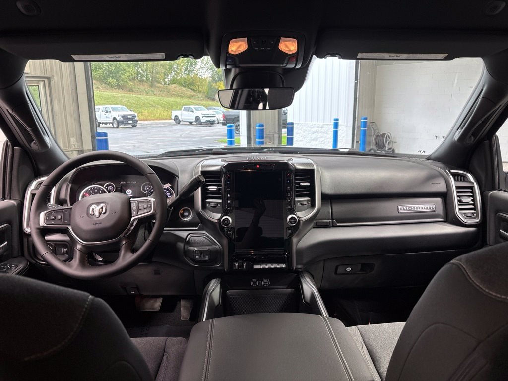 2027 RAM 2500 RAM 2500 BIG HORN CREW CAB 4X4 6'4' BOX