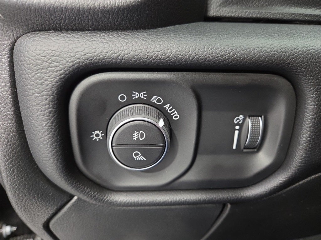 2026 RAM 2500 RAM 2500 BIG HORN CREW CAB 4X4 6'4' BOX