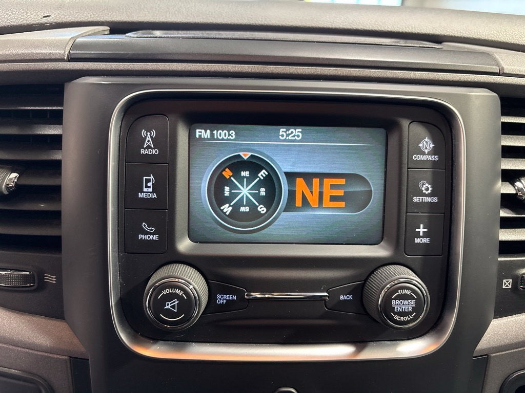 2018 RAM 2500 Tradesman Crew Cab 4x4 8' Box