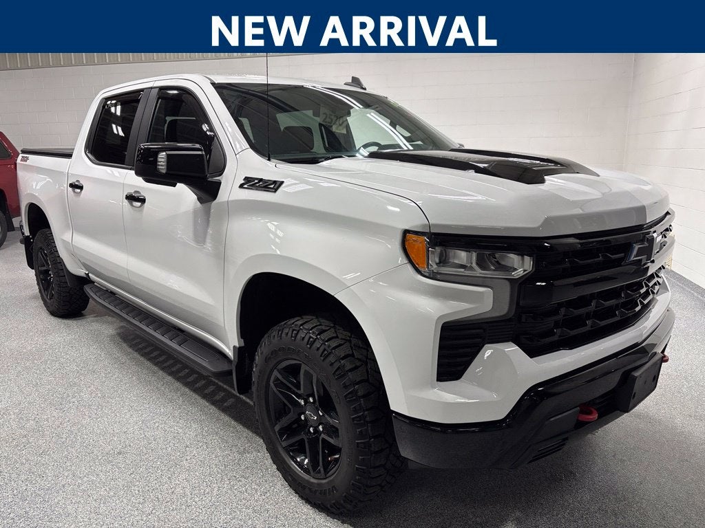2022 Chevrolet Silverado 1500 4WD Crew Cab Short Bed LT Trail Boss