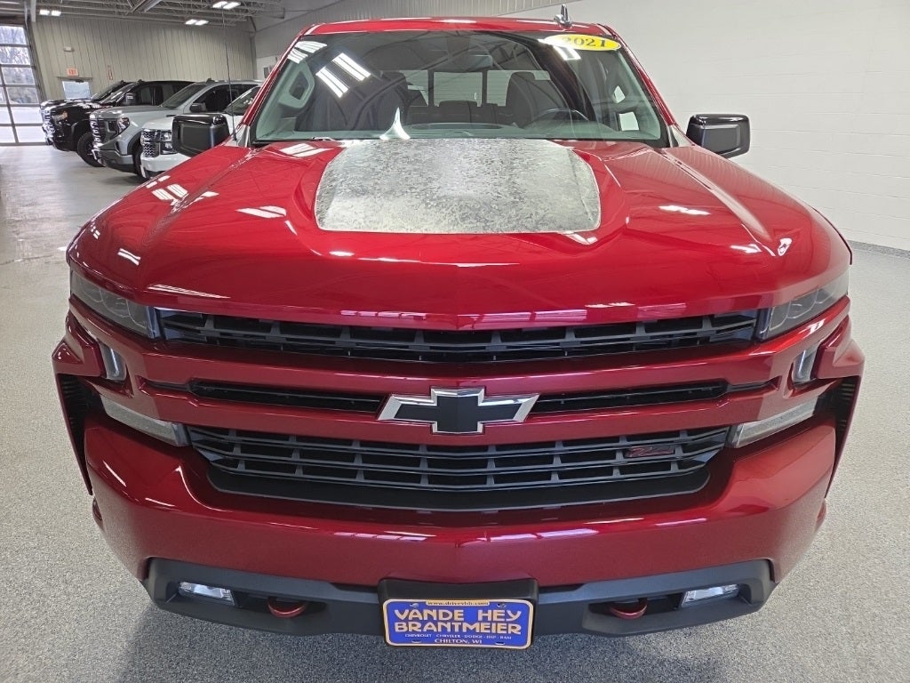 2021 Chevrolet Silverado 1500 4WD Crew Cab Short Bed RST