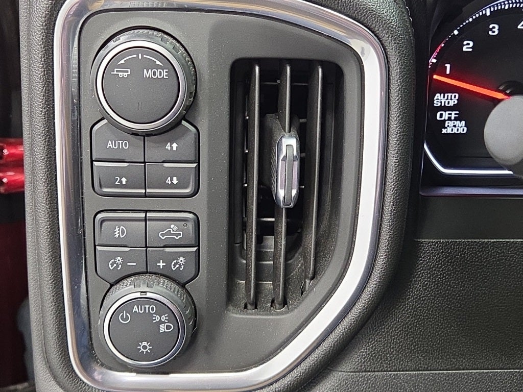 2021 Chevrolet Silverado 1500 4WD Crew Cab Short Bed RST