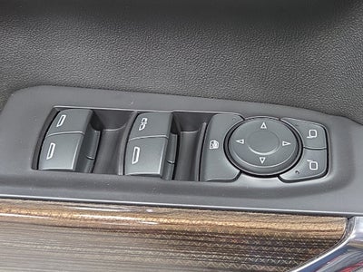 2021 Chevrolet Silverado 1500 4WD Crew Cab Short Bed RST