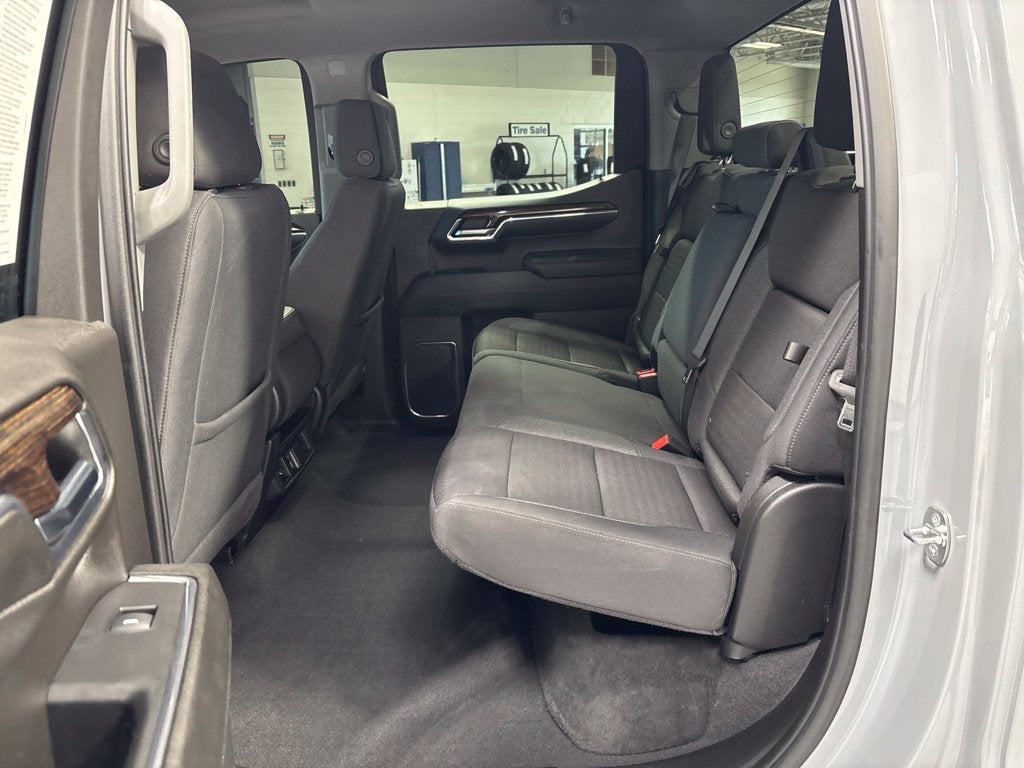 2024 GMC Sierra 1500 4WD Crew Cab Short Box Elevation with 3VL