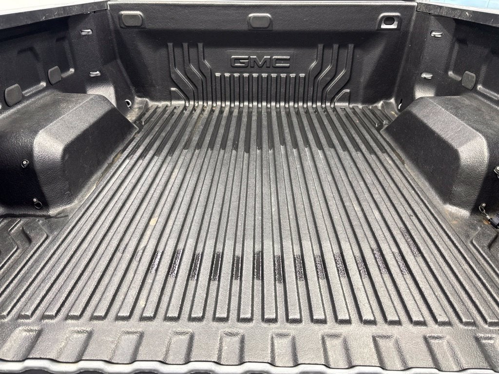 2024 GMC Sierra 1500 4WD Crew Cab Short Box Elevation with 3VL
