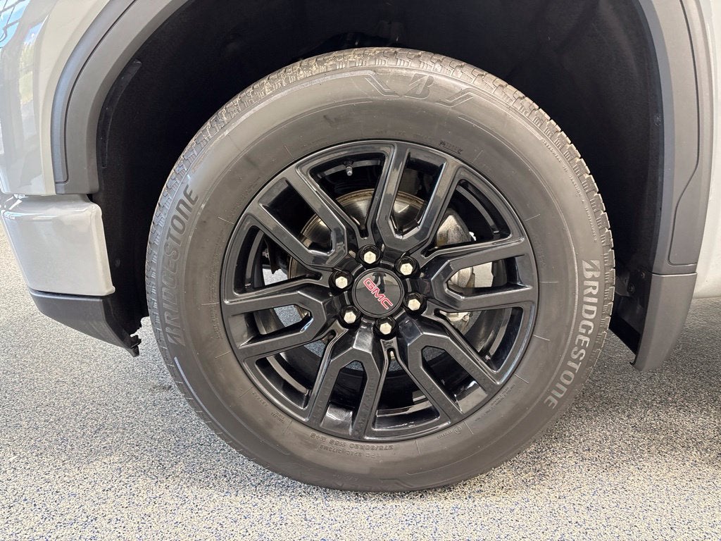 2024 GMC Sierra 1500 4WD Crew Cab Short Box Elevation with 3VL