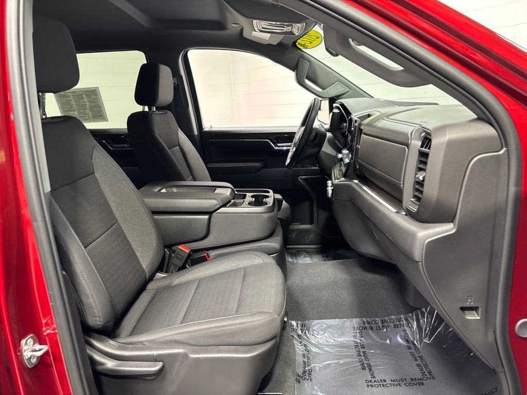 2024 GMC Sierra 1500 4WD Crew Cab Short Box Elevation with 3VL