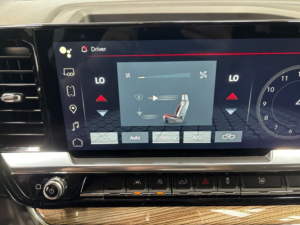 2024 GMC Sierra 1500 4WD Crew Cab Short Box Elevation with 3VL