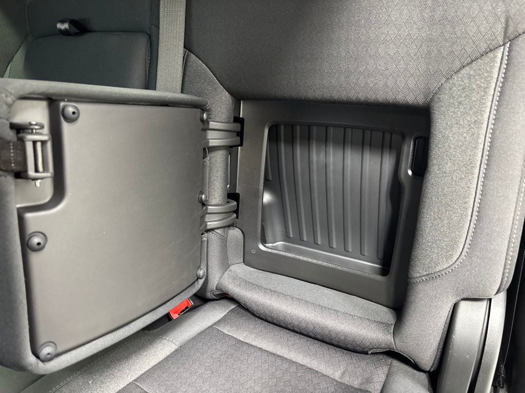 2024 GMC Sierra 1500 4WD Crew Cab Short Box Elevation with 3VL