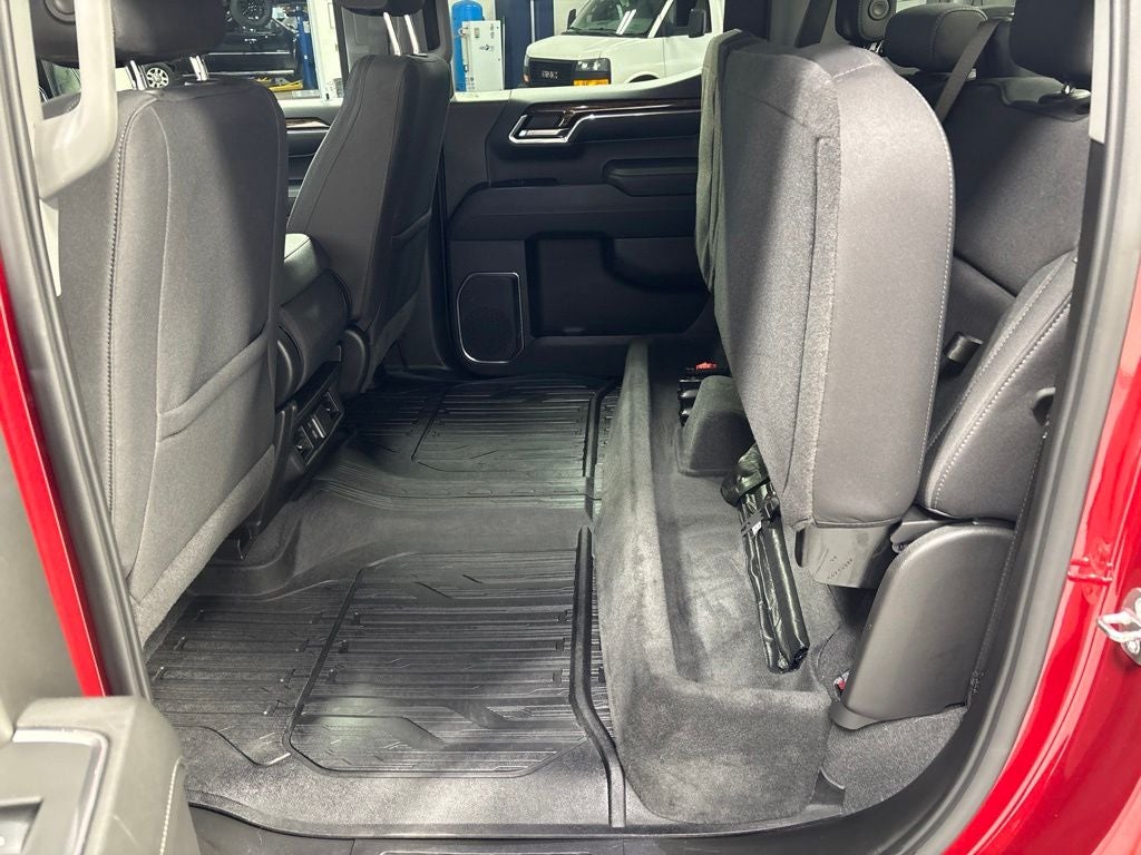 2024 GMC Sierra 1500 4WD Crew Cab Short Box Elevation with 3VL