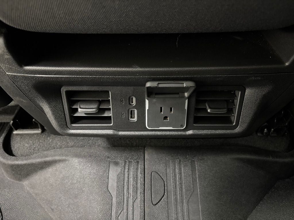 2024 GMC Sierra 1500 4WD Crew Cab Short Box Elevation with 3VL