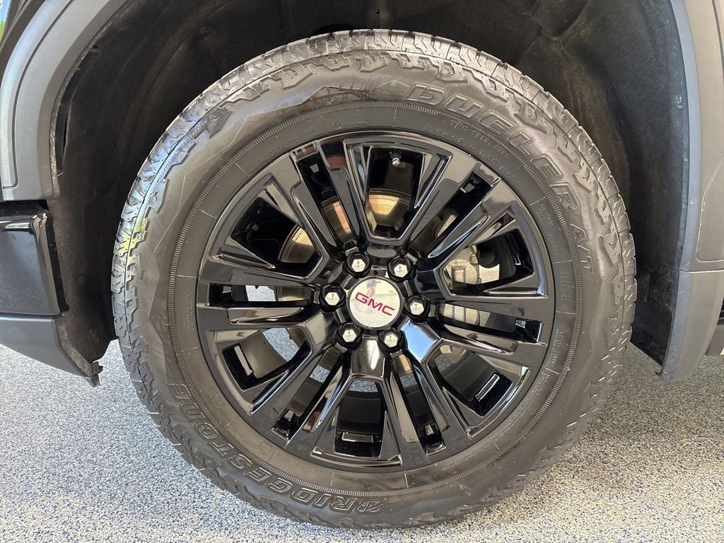 2023 GMC Sierra 1500 4WD Crew Cab Short Box Denali