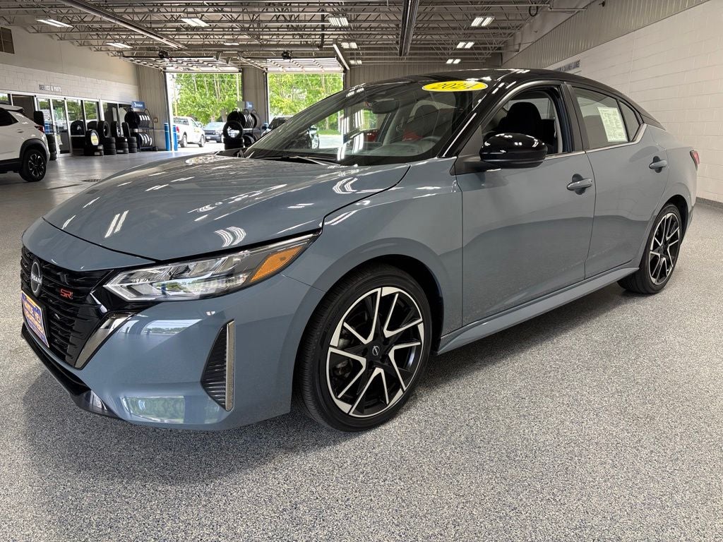 2024 Nissan Sentra SR Xtronic CVT