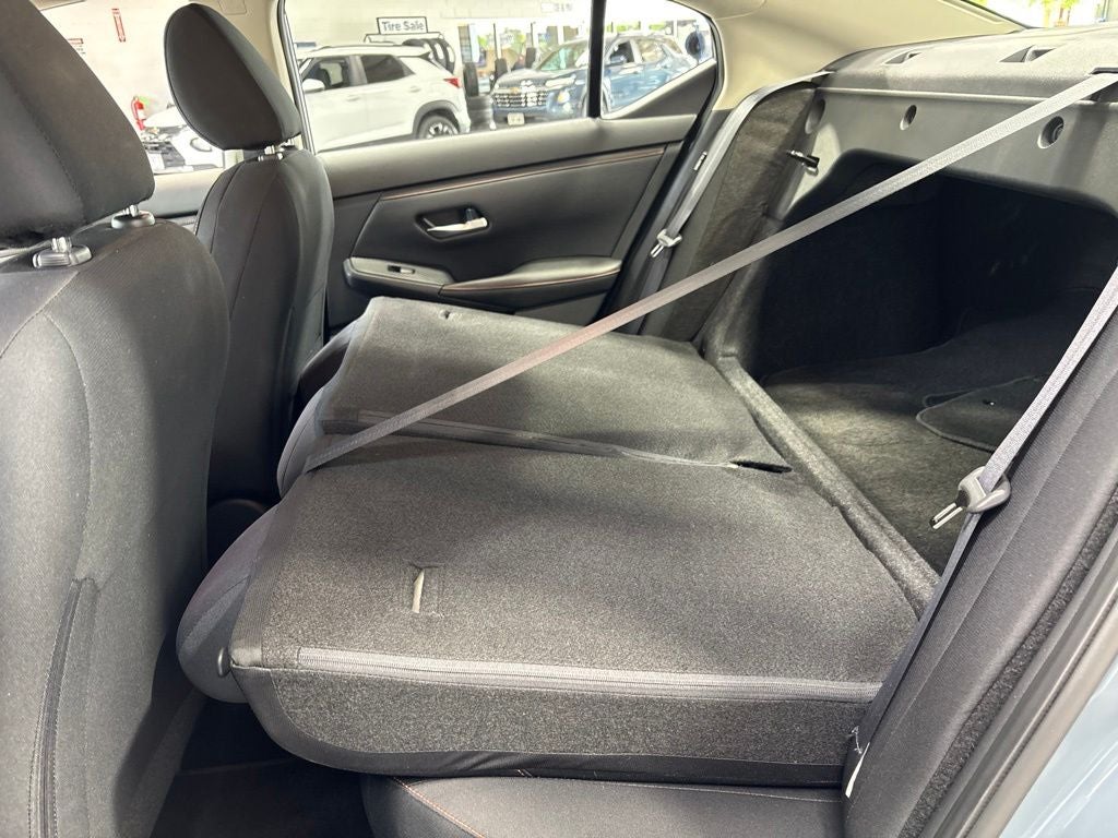 2024 Nissan Sentra SR Xtronic CVT