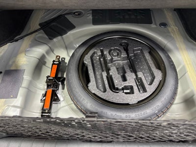 2024 Nissan Sentra SR Xtronic CVT