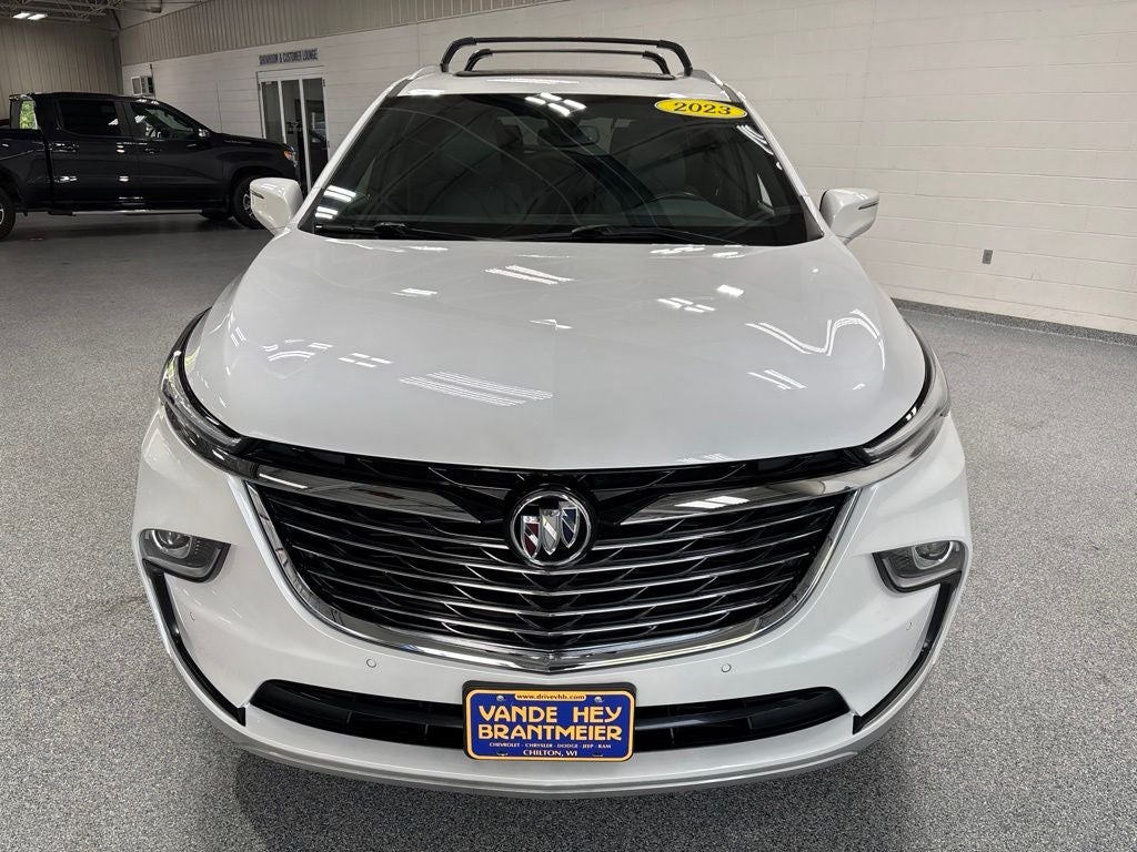 2023 Buick Enclave Essence AWD