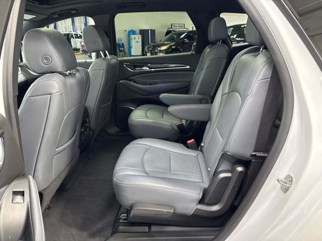 2023 Buick Enclave Essence AWD