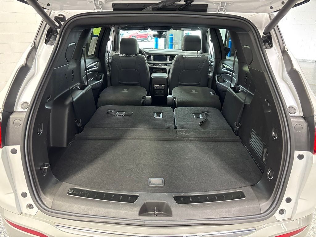 2023 Buick Enclave Essence AWD