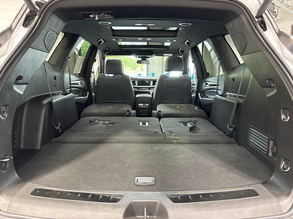2023 Buick Enclave Essence AWD
