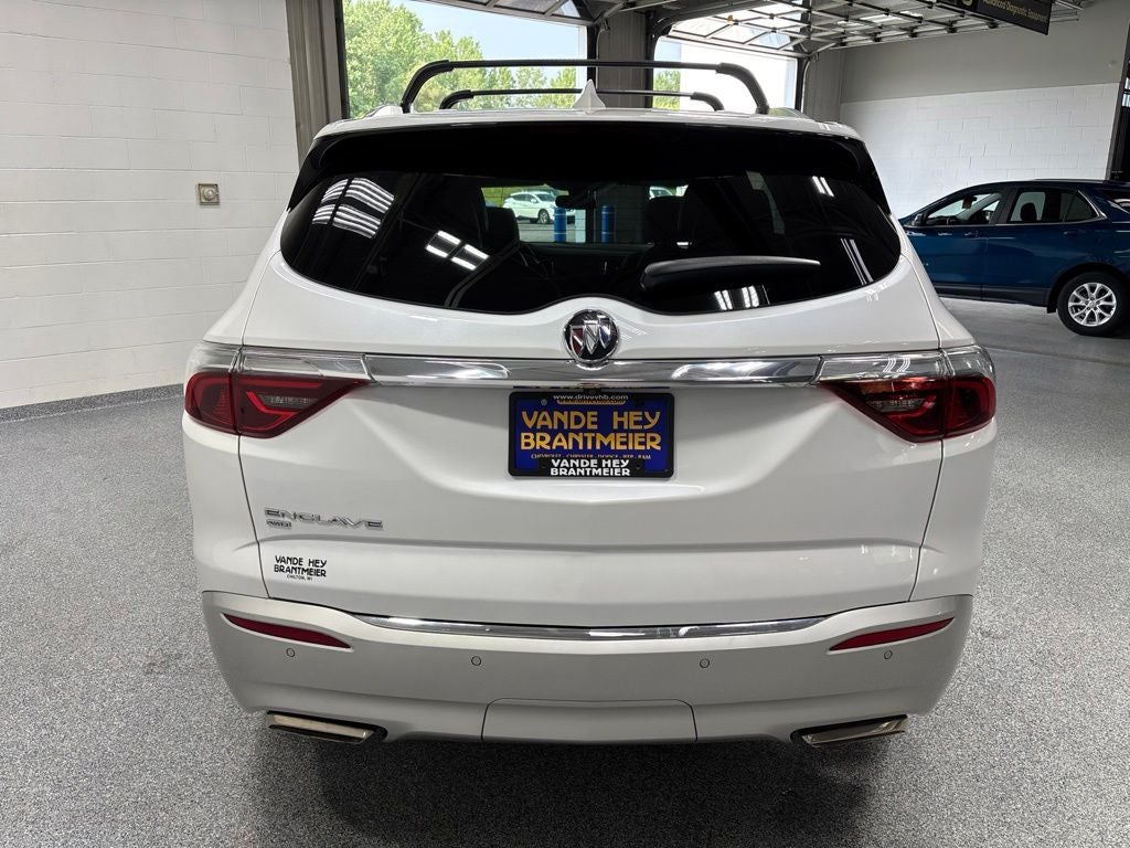 2023 Buick Enclave Essence AWD