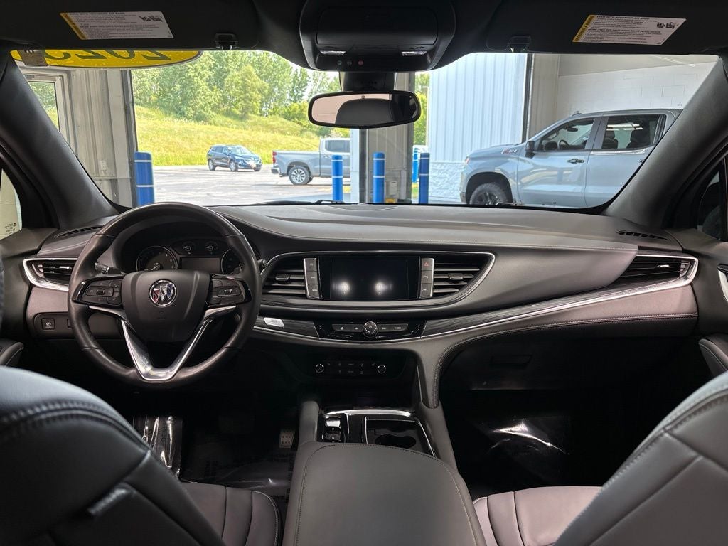 2023 Buick Enclave Essence AWD