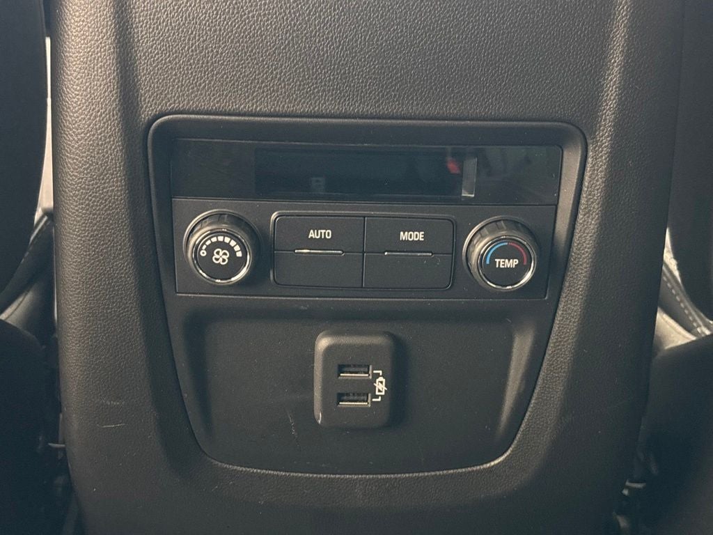 2023 Buick Enclave Essence AWD