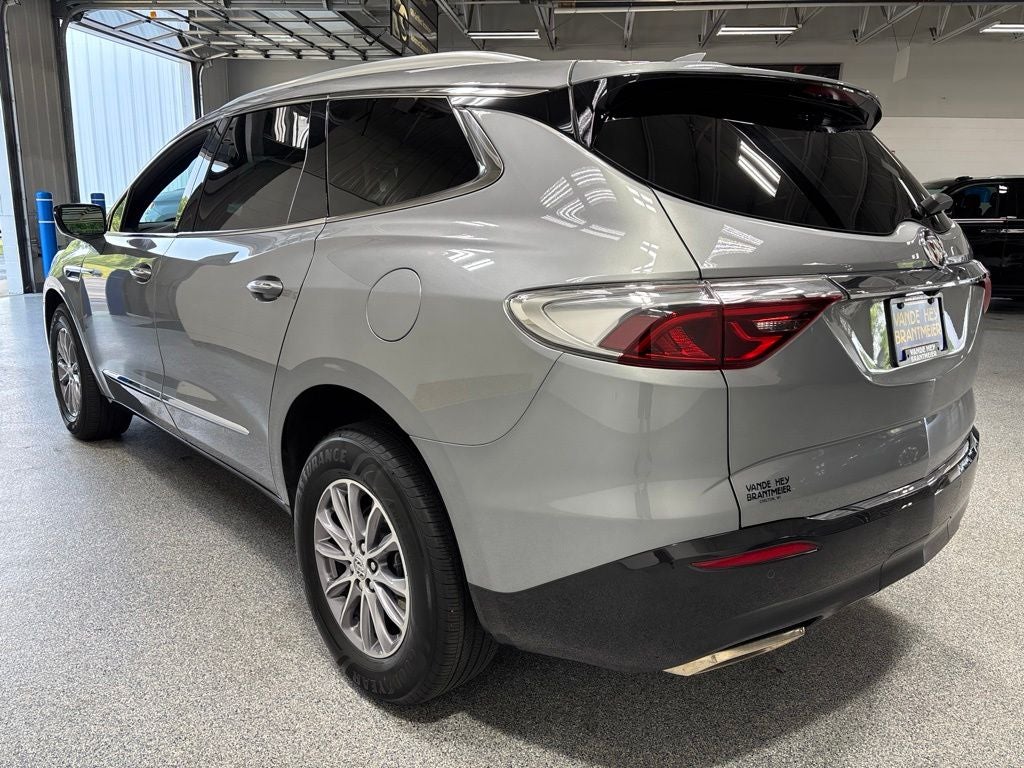 2023 Buick Enclave Essence AWD