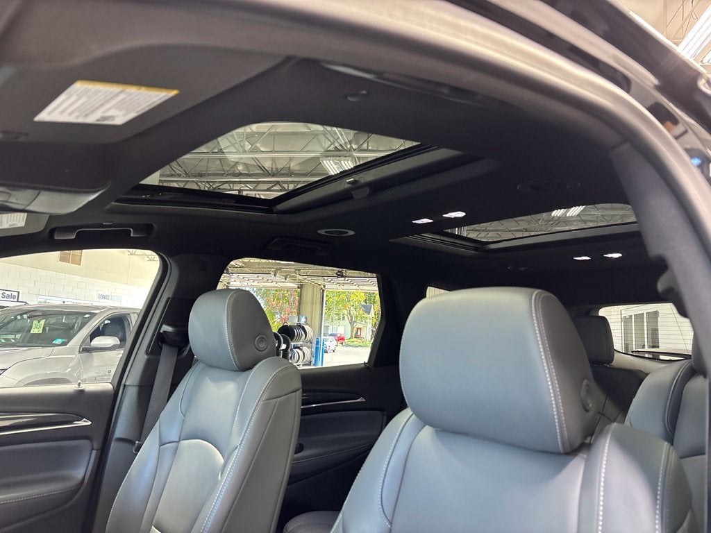 2023 Buick Enclave Essence AWD