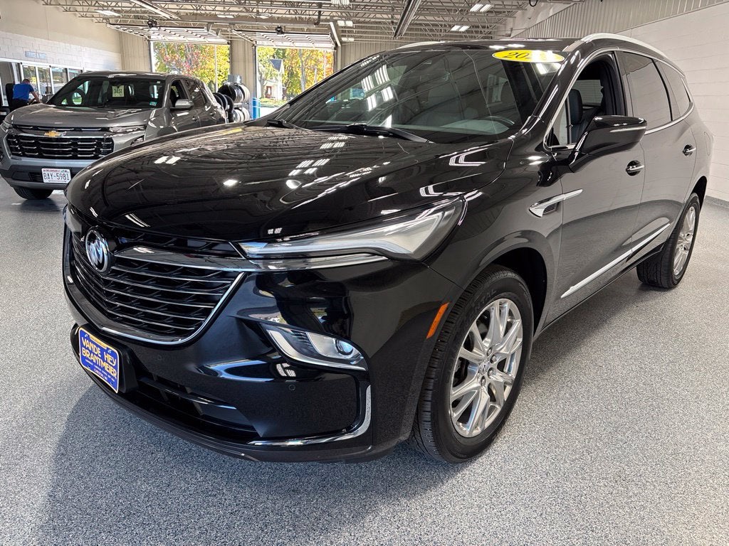 2023 Buick Enclave Essence AWD