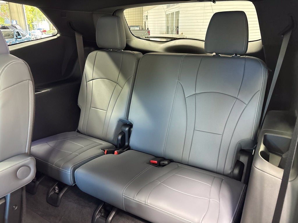 2023 Buick Enclave Essence AWD