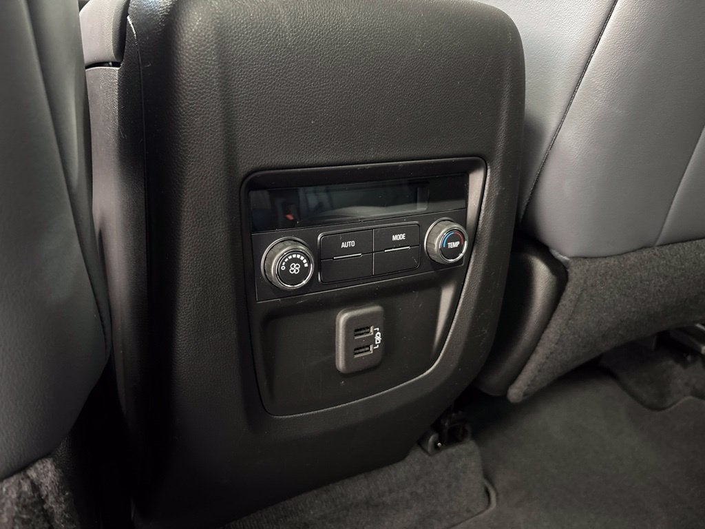 2023 Buick Enclave Essence AWD