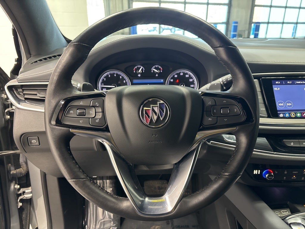 2023 Buick Enclave Essence AWD