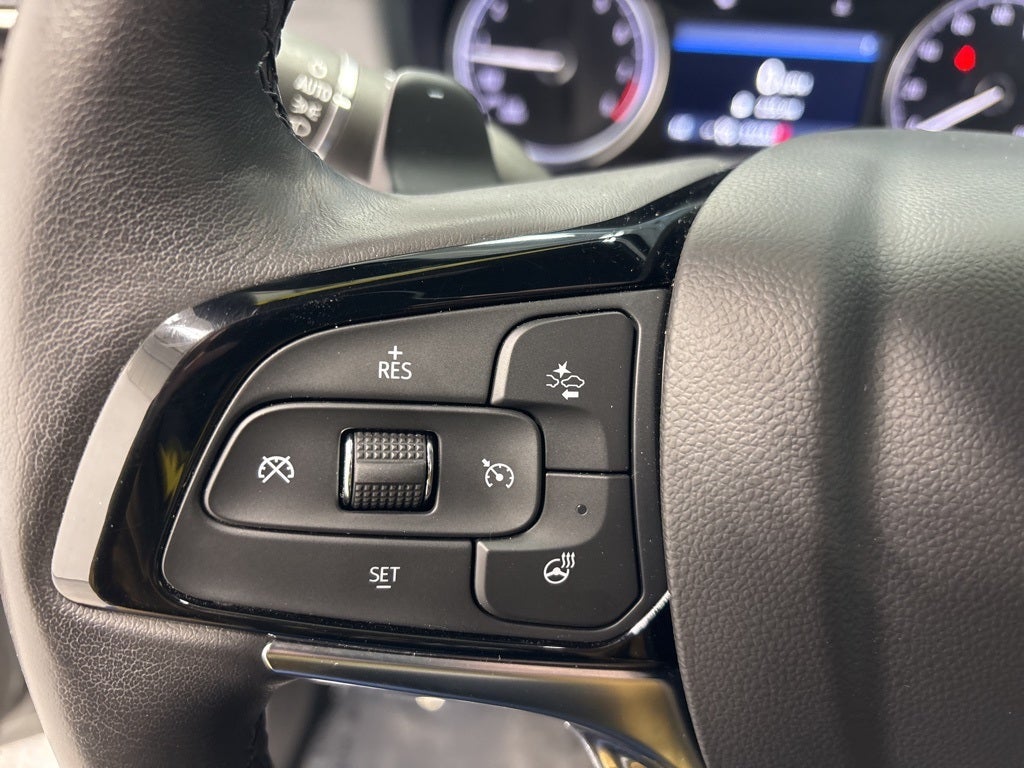 2023 Buick Enclave Essence AWD